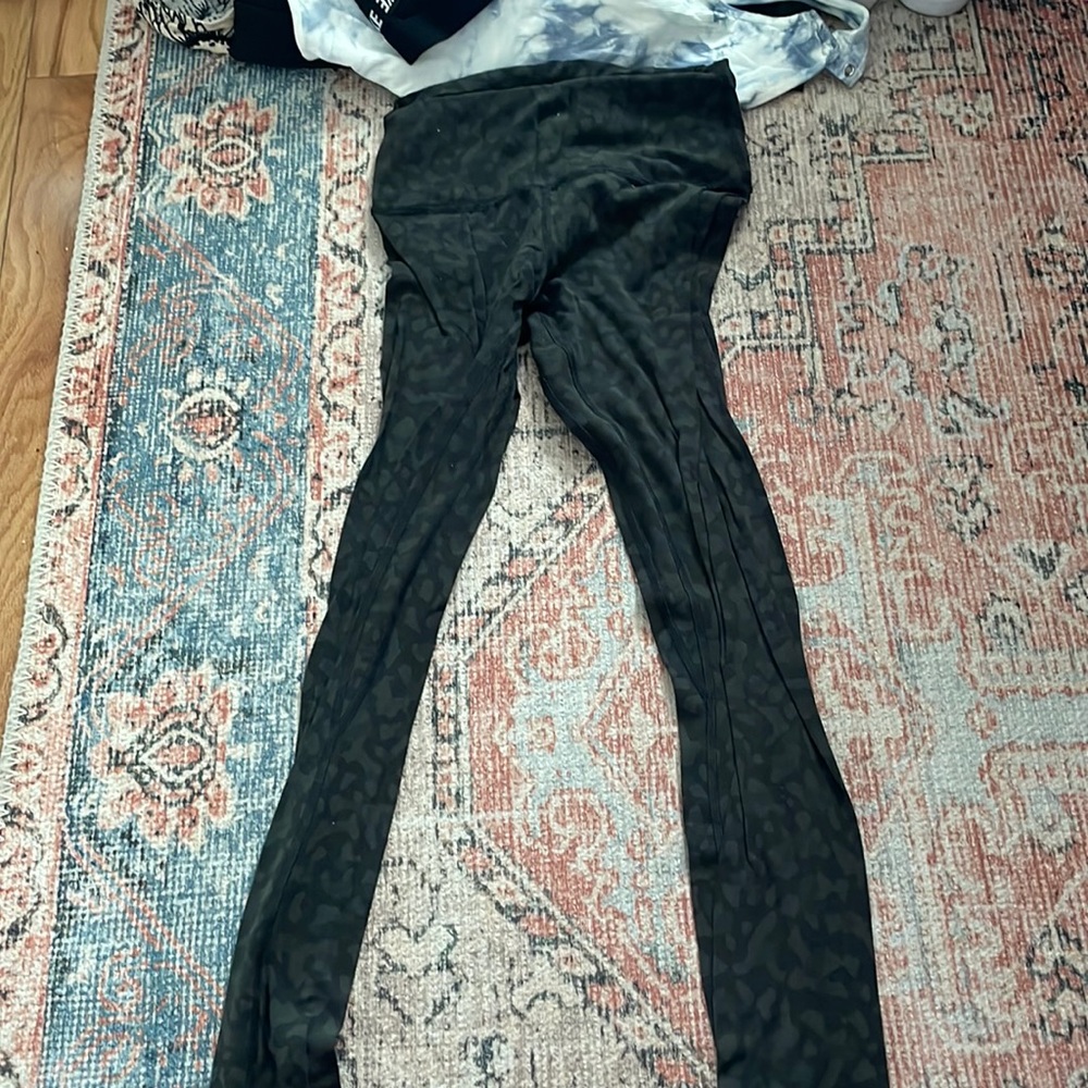 Align lululemon camo pants